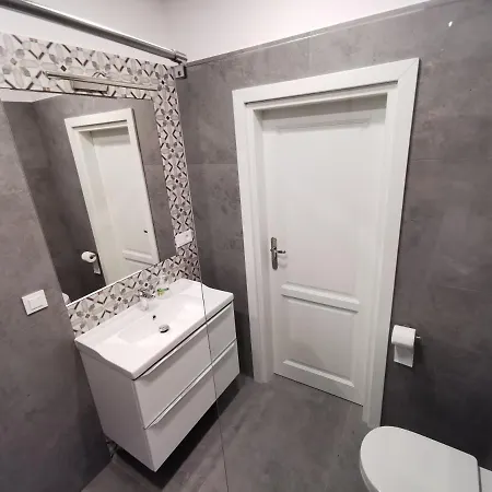 Nowe Zamkowa Vis A Vis Wawelu Apartamento Cracovia